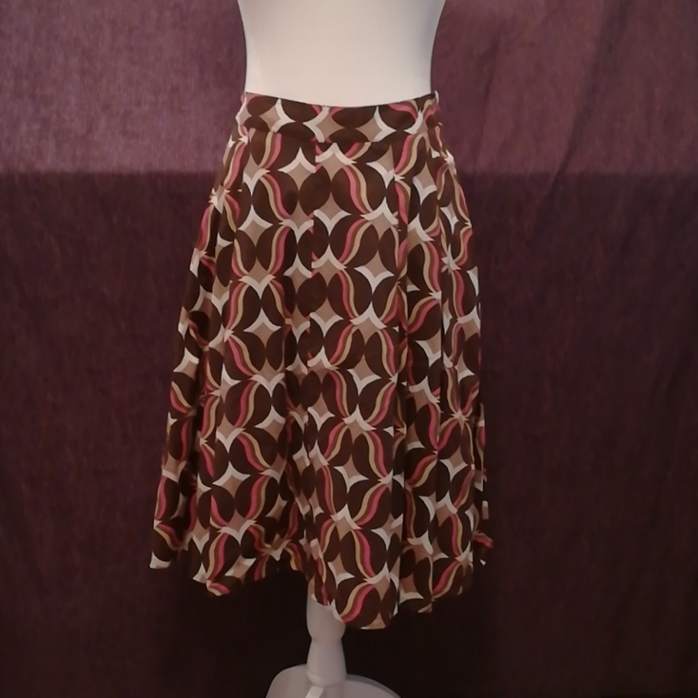Apostrophe Full Skirt